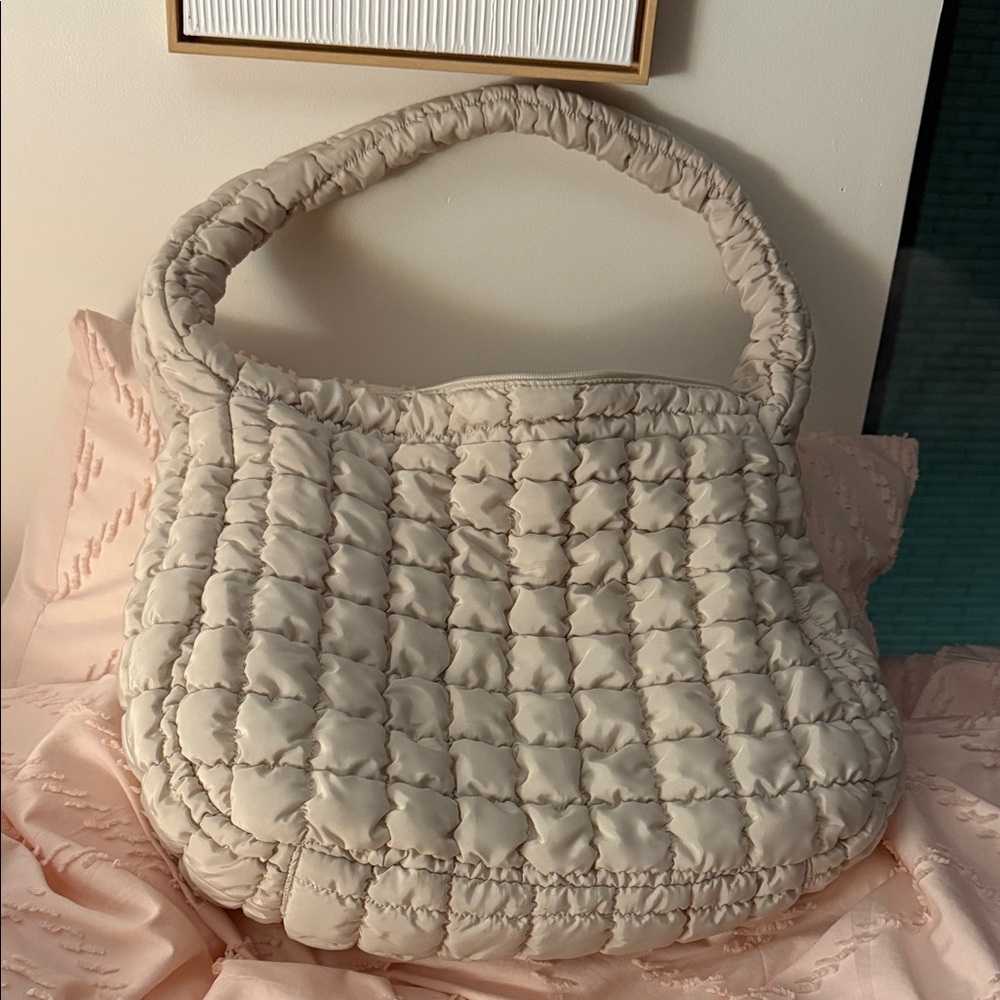 beige tote bag, never used